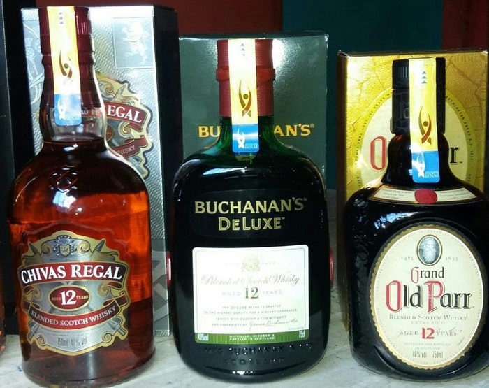 Destilados whisky chivas vs old parr vs buchanans 1